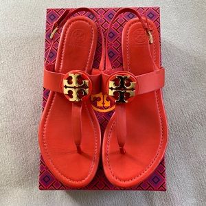 Tory Burch Coral sandal size 10